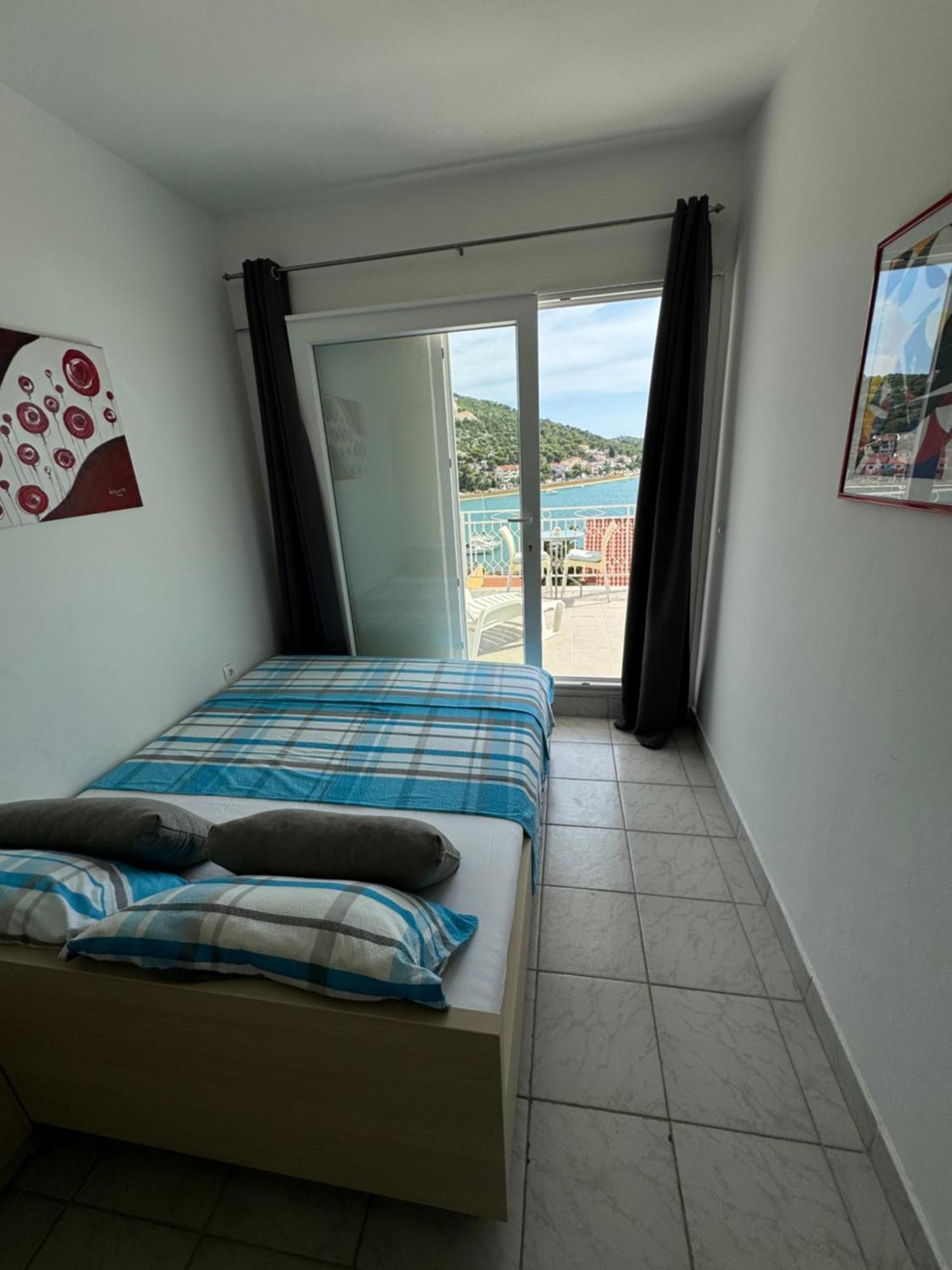 Marina Apartmani Tisno Murter Kültér fotó